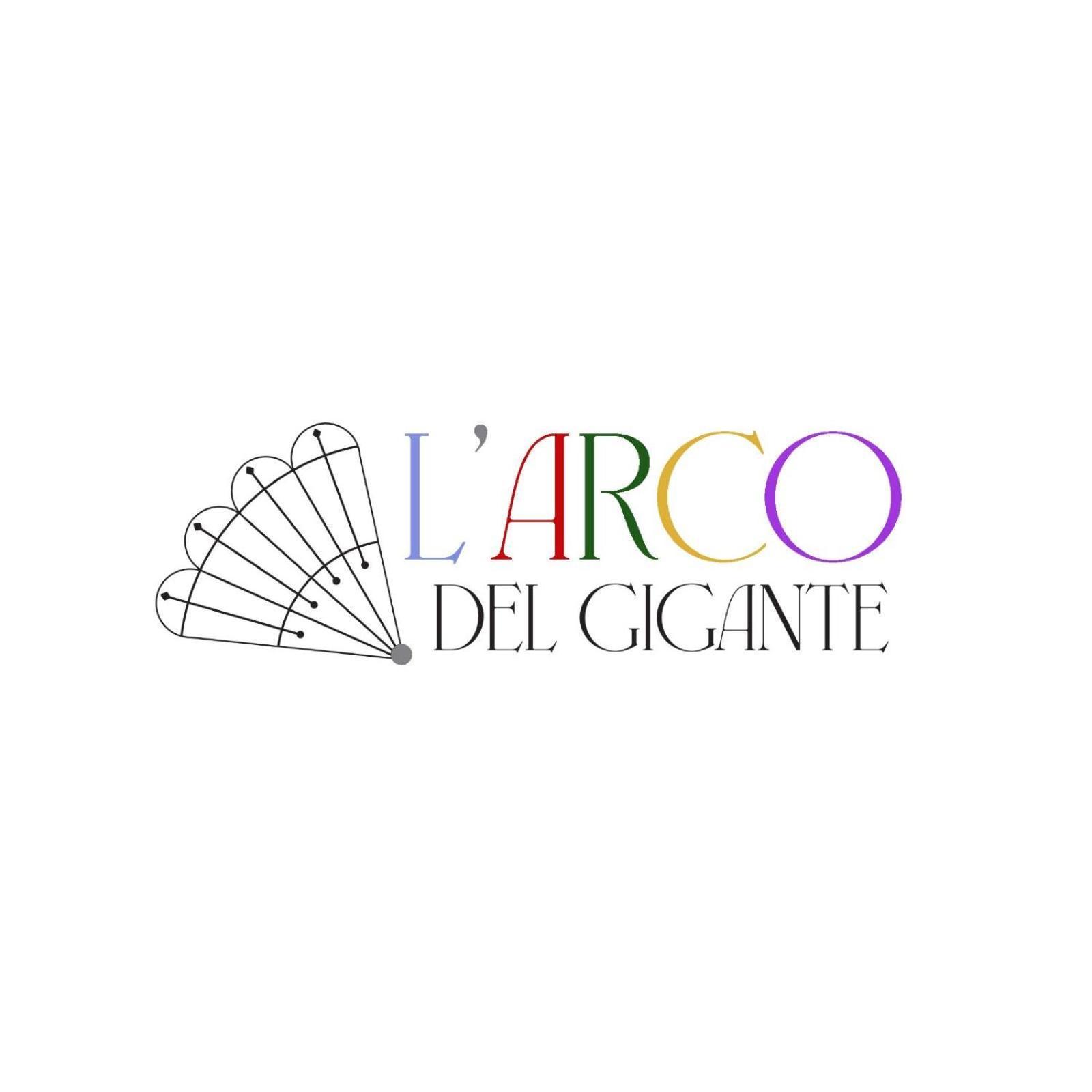 Arco Del Gigante * Napels